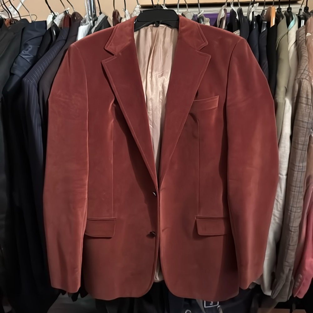Boss Hugo Boss. Black Label, 2 button side vented, red/maroon in color blazer.